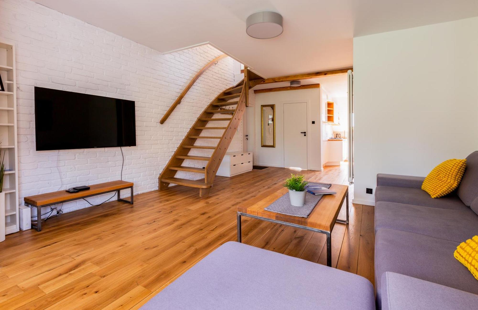 Badkowskiego Two-level Apartment *